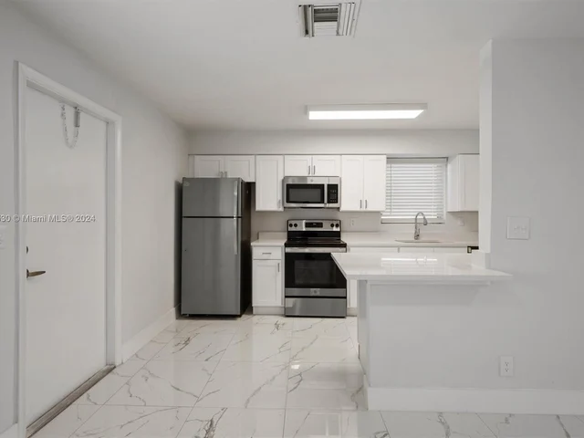 3415 Windsor Ave, West Palm Beach FL 33407