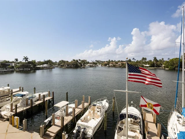 333 Sunset Dr # 104, Fort Lauderdale FL 33301