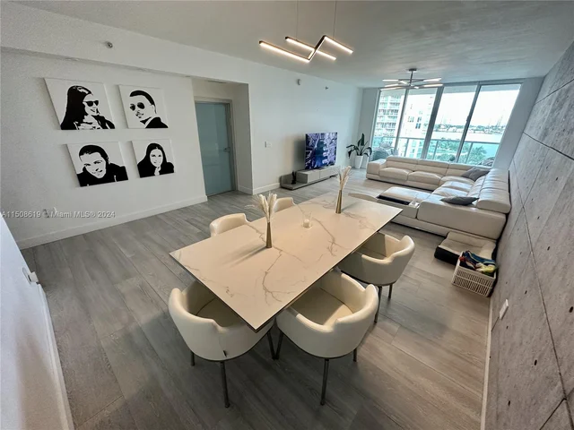 3330 NE 190th St # 912, Aventura FL 33180