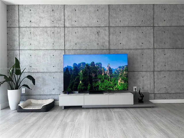 3330 NE 190th St # 912, Aventura FL 33180