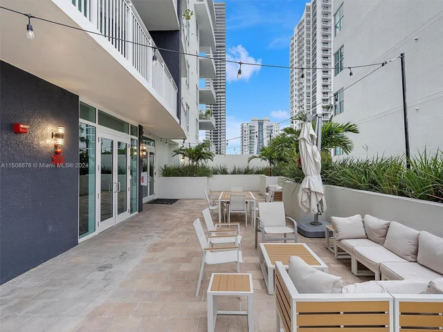 2275 Biscayne Blvd # 701, Miami FL 33137