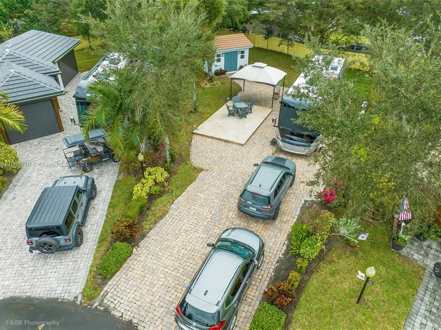 73 S Cortez Dr # 73, Margate FL 33068