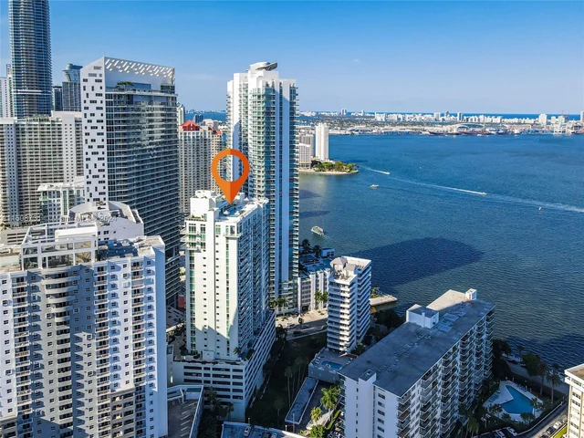 218 SE 14th St # 1904, Miami FL 33131