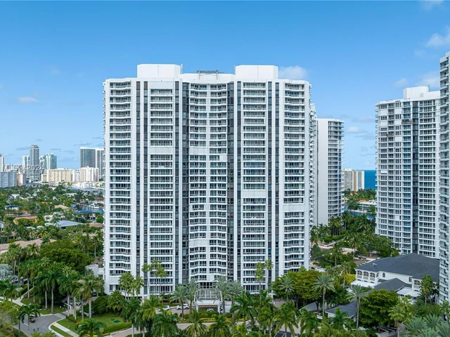 21205 Yacht Club Dr # 1507, Aventura FL 33180