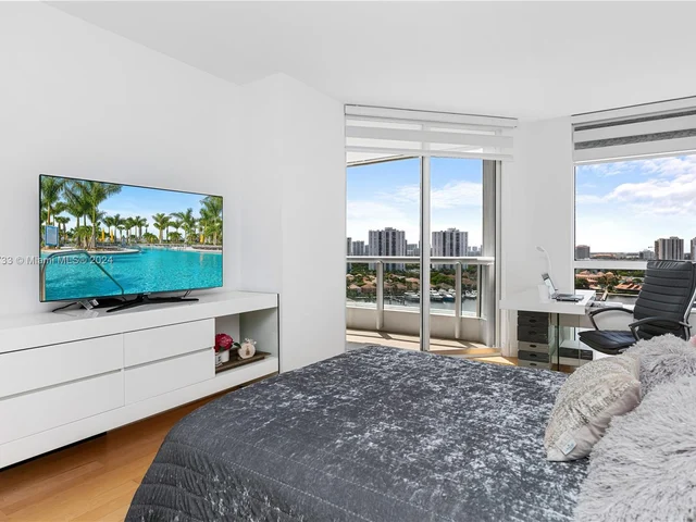 21205 Yacht Club Dr # 1507, Aventura FL 33180