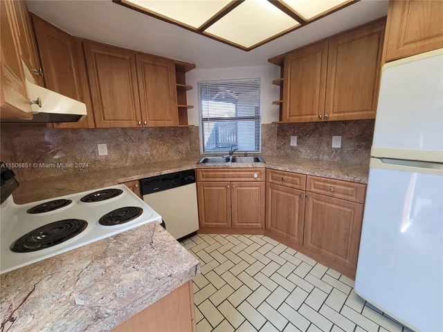 15252 SW 46th Ln # 68, Miami FL 33185