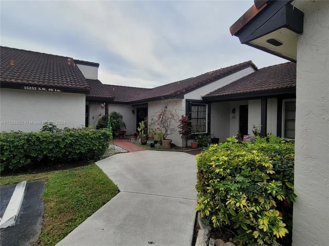15252 SW 46th Ln # 68, Miami FL 33185
