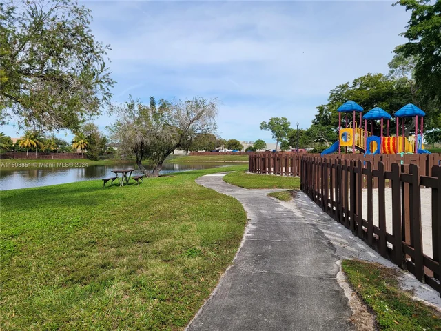 15252 SW 46th Ln # 68, Miami FL 33185