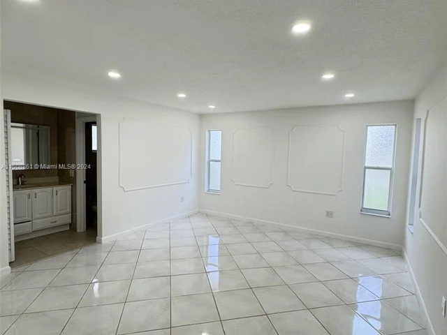 9380 SW 134th St, Miami FL 33176