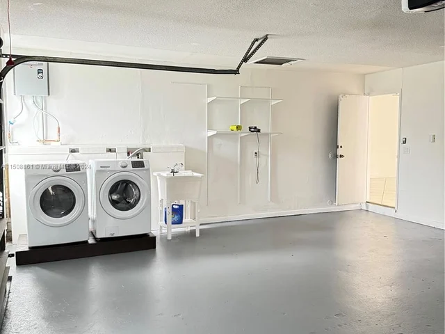 9380 SW 134th St, Miami FL 33176