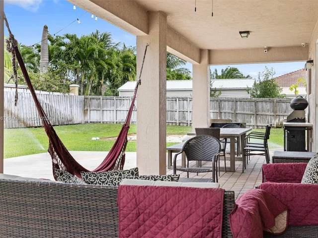 12981 SW 221st St, Miami FL 33170