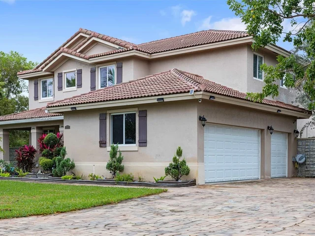 12981 SW 221st St, Miami FL 33170