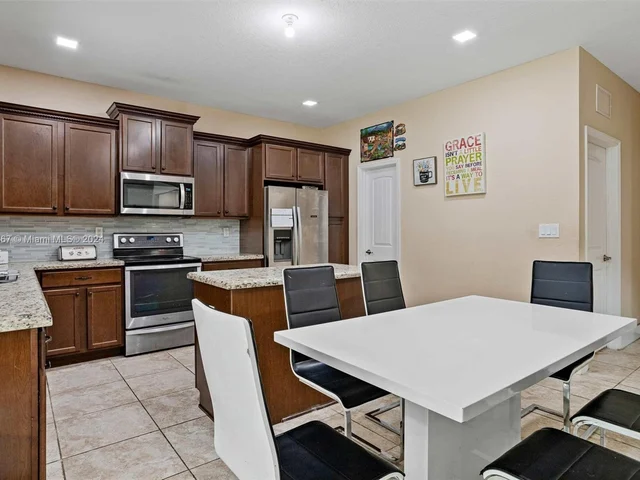 12981 SW 221st St, Miami FL 33170