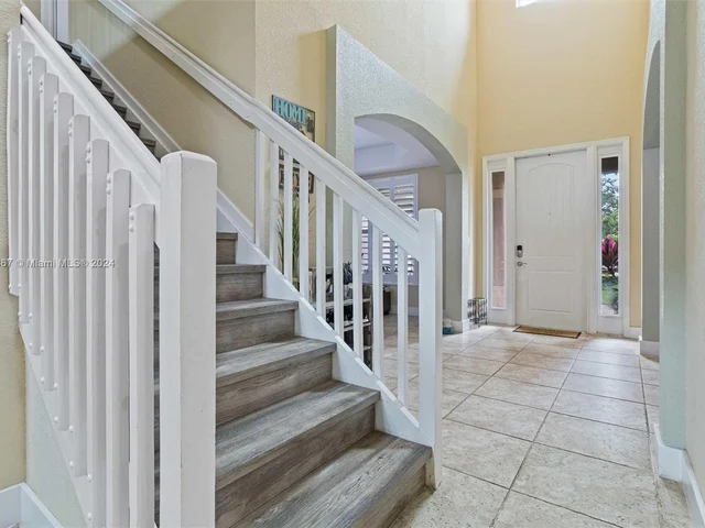 12981 SW 221st St, Miami FL 33170