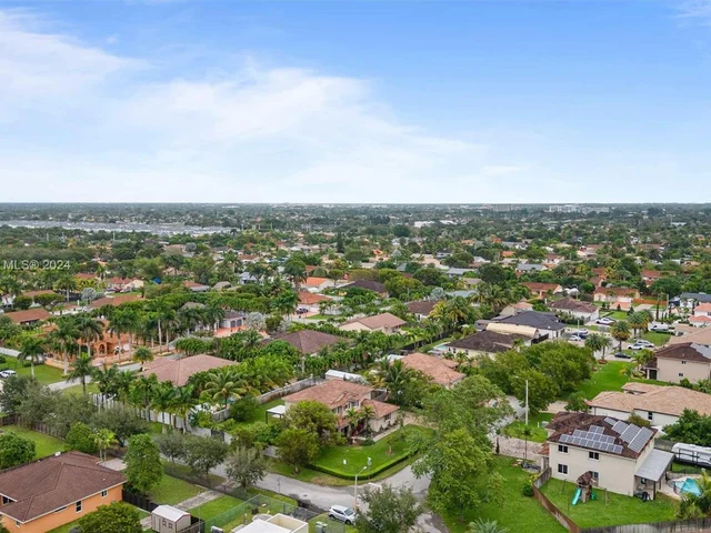 12981 SW 221st St, Miami FL 33170