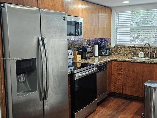 1910 SW 17th Ave # 3, Miami FL 33145