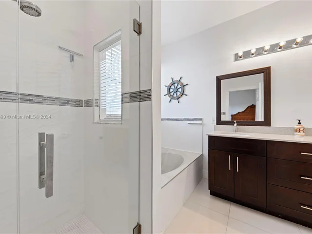 1509 SW 105th Ave, Pembroke Pines FL 33025