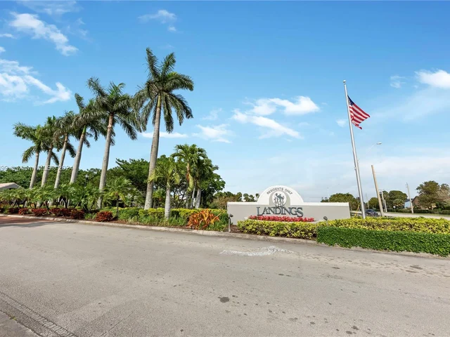 1509 SW 105th Ave, Pembroke Pines FL 33025