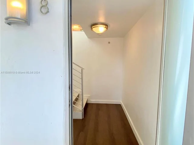 1600 Michigan Ave # 8, Miami Beach FL 33139