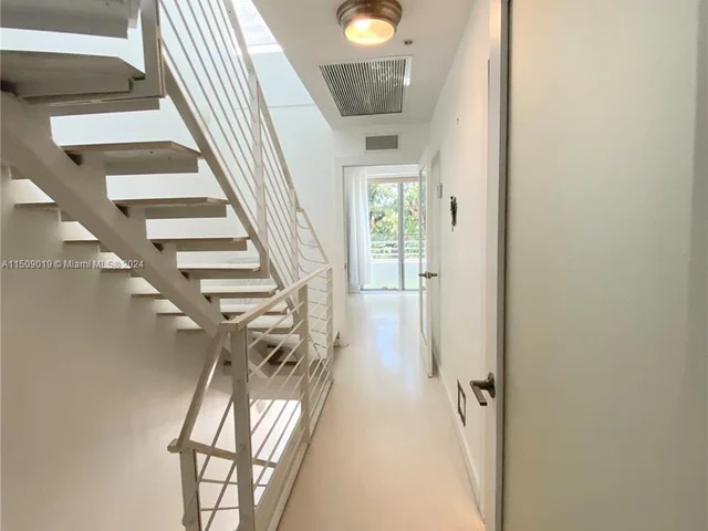 1600 Michigan Ave # 8, Miami Beach FL 33139