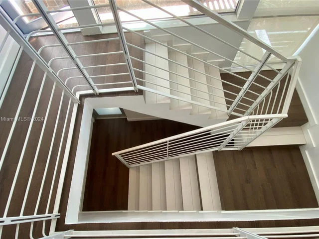 1600 Michigan Ave # 8, Miami Beach FL 33139