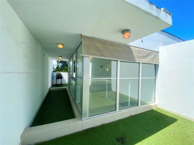 1600 Michigan Ave # 8, Miami Beach FL 33139