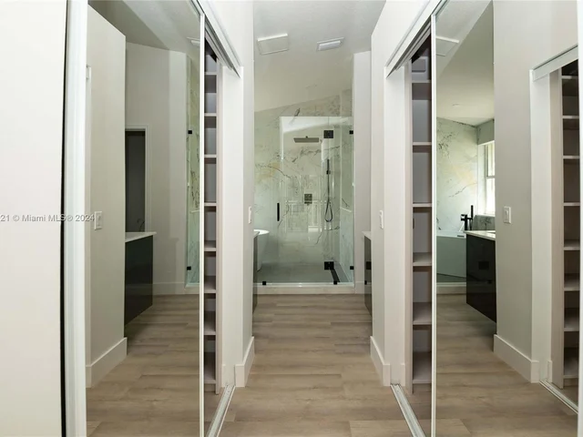 4631 NW 94th Ct, Doral FL 33178