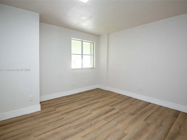 4631 NW 94th Ct, Doral FL 33178