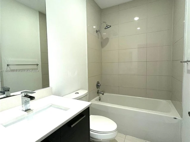 3443 NW 13th St, Lauderhill FL 33311