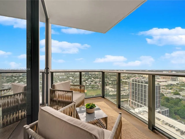 1600 NE 1st Ave # 2916, Miami FL 33132