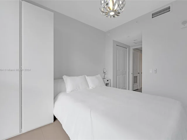 1600 NE 1st Ave # 2916, Miami FL 33132