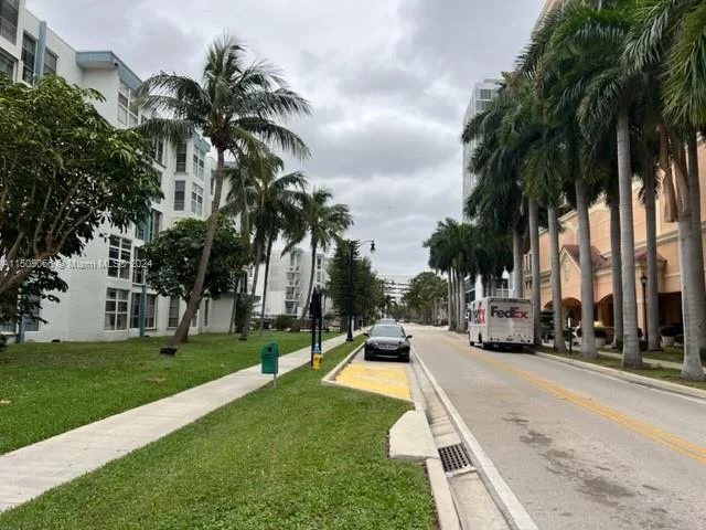 200 177th Dr # 315, Sunny Isles Beach FL 33160