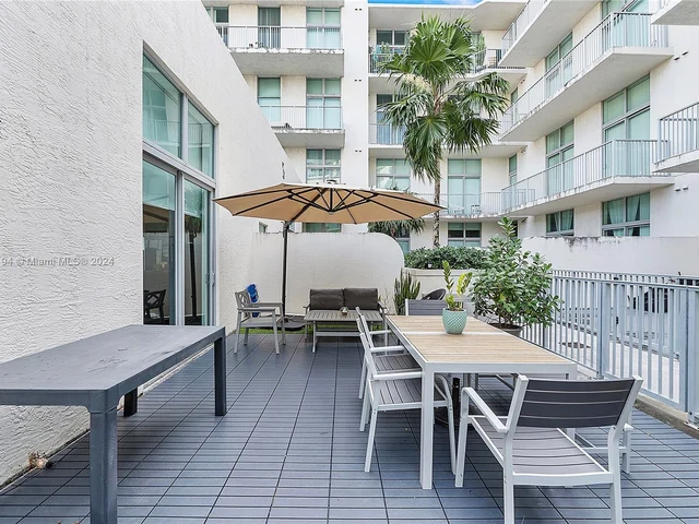 2100 Van Buren St # 102, Hollywood FL 33020