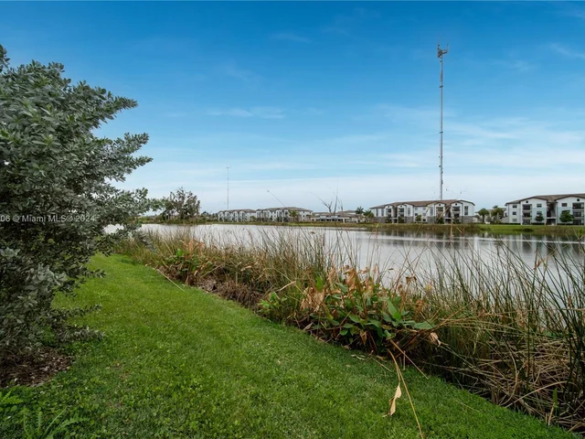 437 NW 204th St, Miami Gardens FL 33169