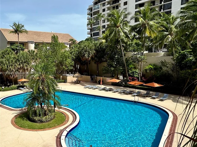 540 Brickell Key Dr # 1816, Miami FL 33131