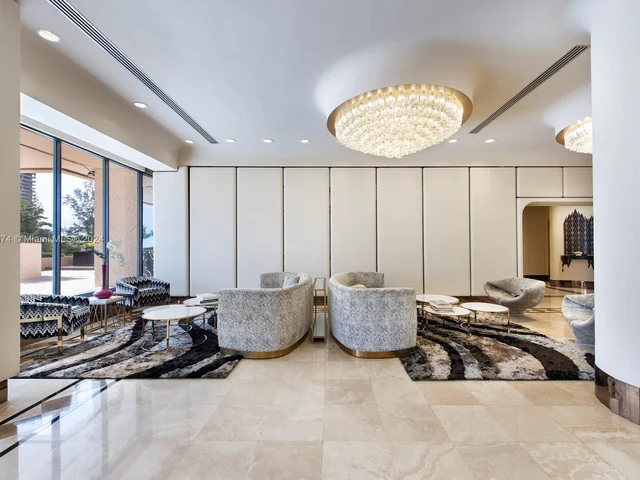 1800 NE 114th St # 607, Miami FL 33181