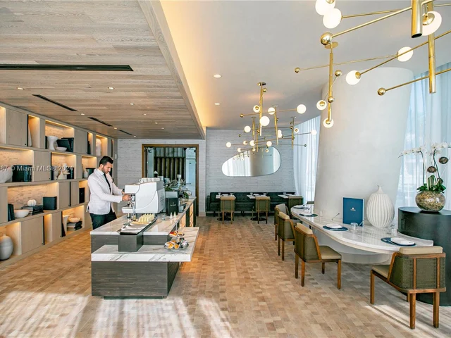 18501 Collins Ave, Sunny Isles Beach FL 33160