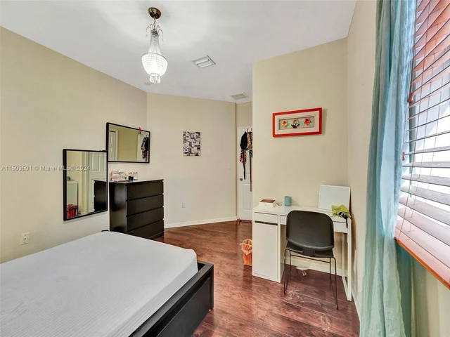 7971 SW 164th Ave, Miami FL 33193