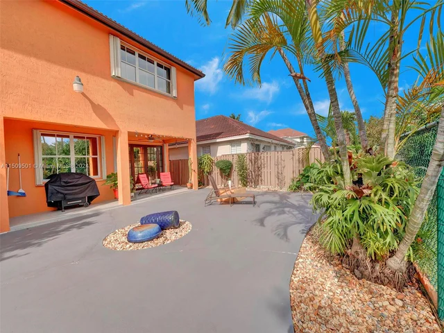 7971 SW 164th Ave, Miami FL 33193