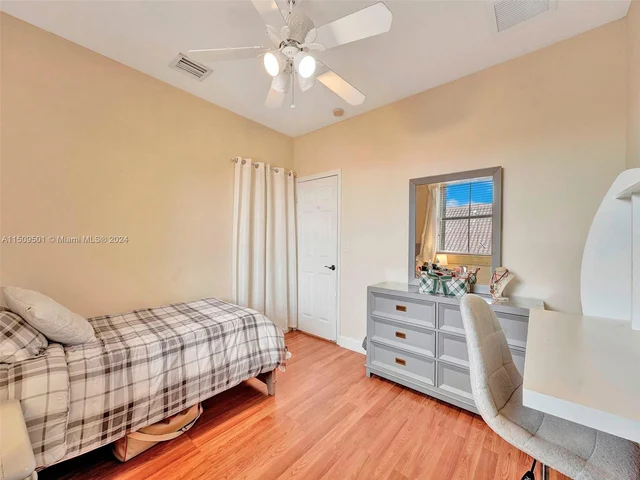 7971 SW 164th Ave, Miami FL 33193