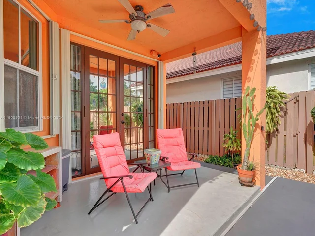 7971 SW 164th Ave, Miami FL 33193