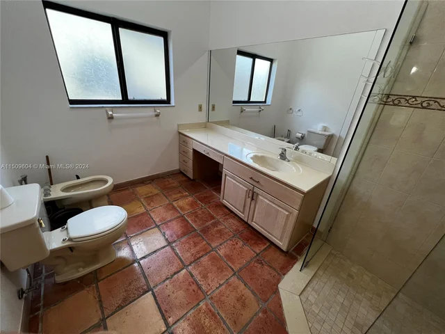 15021 SW 144th Ct, Miami FL 33186