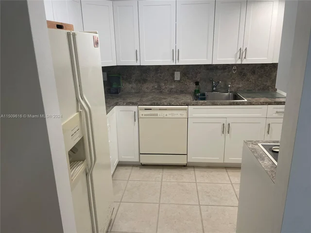 501 Three Islands Blvd # 416, Hallandale Beach FL 33009