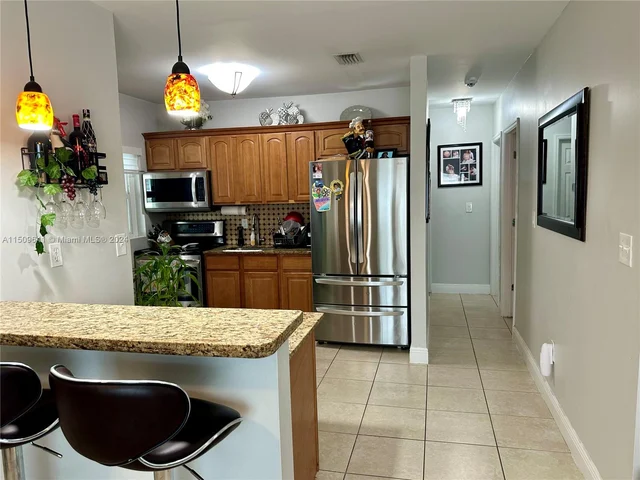 14901 Polk St, Miami FL 33176