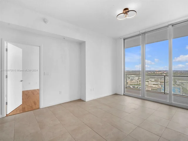 3470 E Coast Ave # H1902, Miami FL 33137