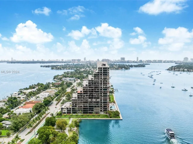 1000 Venetian Way # 1703, Miami Beach FL 33139