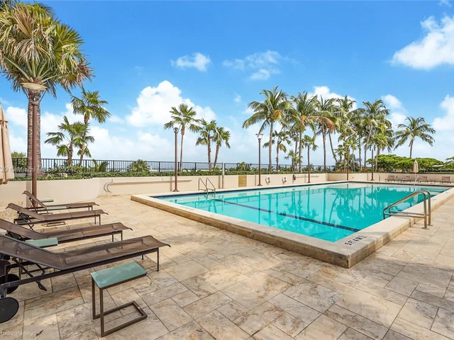 1000 Venetian Way # 1703, Miami Beach FL 33139