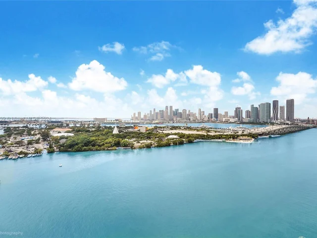 1000 Venetian Way # 1703, Miami Beach FL 33139