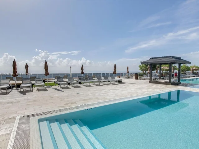 1800 S Ocean Dr # 810, Hallandale Beach FL 33009