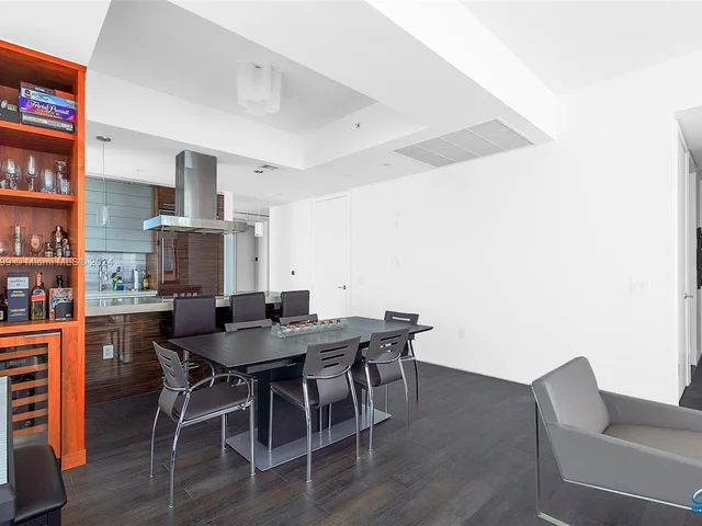 1100 Biscayne Blvd # 1603, Miami FL 33132